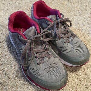 Women's Propet Ortholite sneakers size 8.5